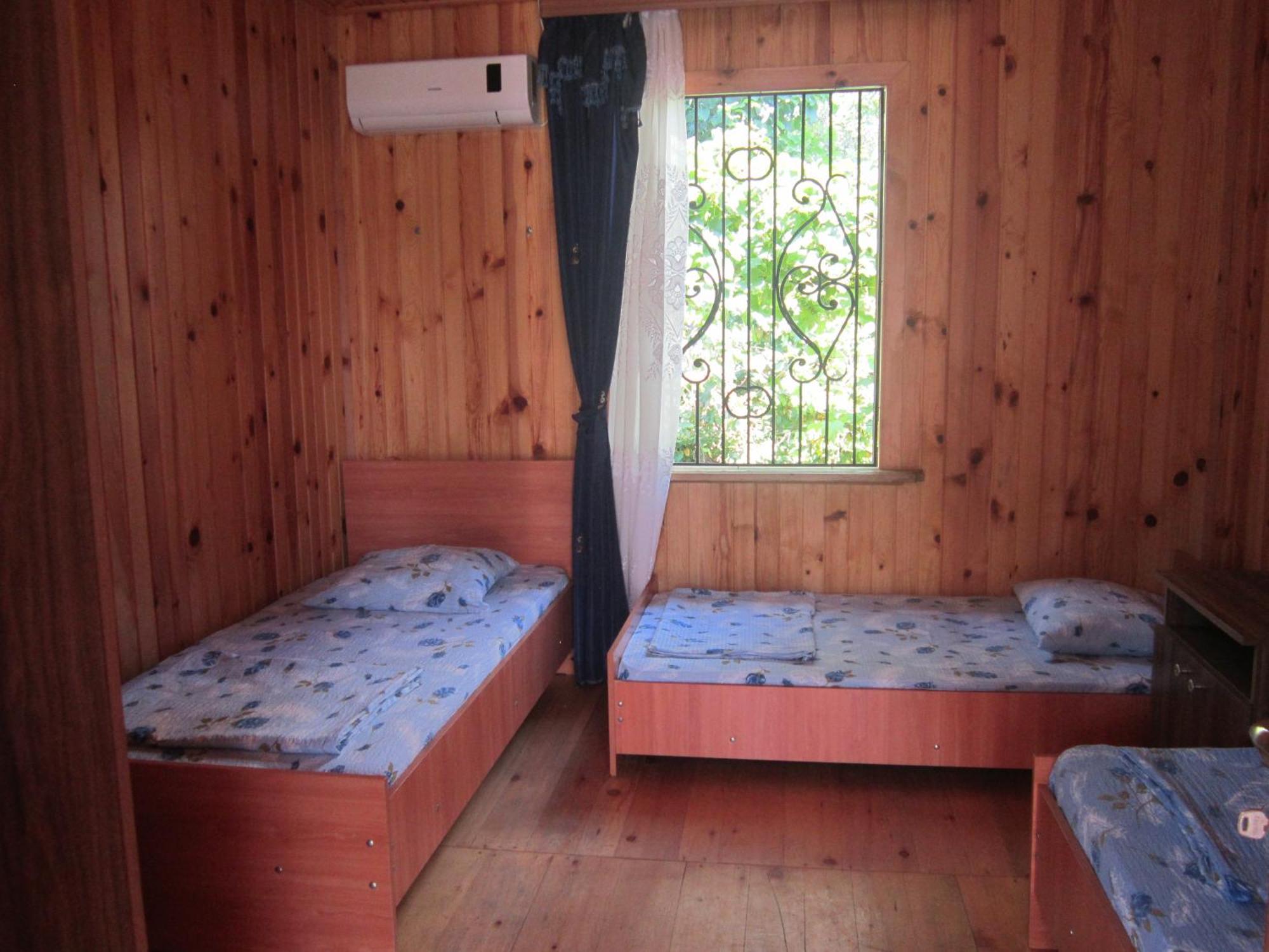 Wooden Cottage Makhinjauri Buitenkant foto