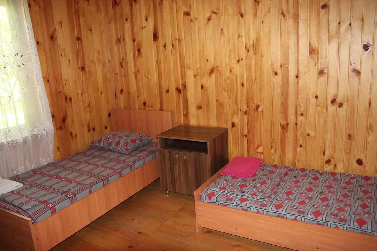Wooden Cottage Makhinjauri Buitenkant foto